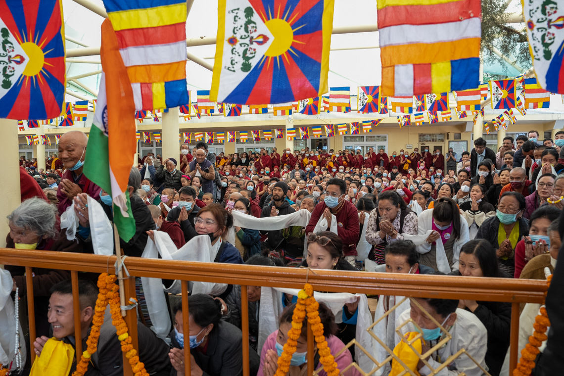 འཕགས་བོད་མཉམ་འབྲེལ་ཚོགས་པ་(Bharat Tibbat Sahyog Manch)དབུ་བརྙེས་ནས་ལོ་འཁོར་ཧྲིལ་པོ་ ༢༥ འཁོར་བའི་དུས་ཆེན་སྲུང་བརྩིའི་མཛད་སྒོར་སེར་སྐྱ་མི་མང་གིས་མཉམ་ཞུགས། པར་བ། བསྟན་འཛིན་ཆོས་འབྱོར། ༢༠༢༣།༥།༥