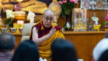 ཏོག་དབྱིབས་ནད་ཡམས་ལ་སྒྲོལ་མའི་གཟུངས་སྔགས་བགྲང་ན་ཕན་ཐོགས་ཡོད་པ་བཀའ་སྩལ་བ།