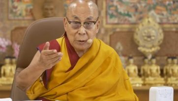 བཙན་བྱོལ་བོད་མིའི་སློབ་གྲྭ་ཁག་གི་སཱི་ཤེས་ཡོན་སློབ་གསོའི་མཐུན་སྦྱོར་བ་རྣམས་ལ་མཇལ་ཁ་དང་བཀའ་སློབ་སྩལ་བ།