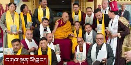 མང་སྤྲོ་དབྱར་ཆོས་ཆེན་མོའི་གོ་སྒྲིག་པ་དང་། བསོད་ནམས་གླིང་གི་བརྒྱ་ཤོག་༨པ་དང་༩པའི་གཞིས་མི་སོགས་ལ་མཇལ་ཁ།