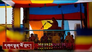 སངས་རྒྱས་ཆོས་ཚོགས་མའི་འགྲེལ་བཤད་ཟུར་གཏོན།