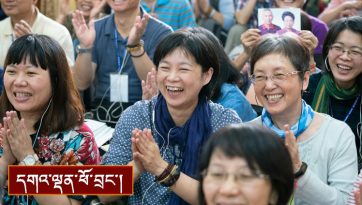 དབུ་མ་འཇུག་པ་དང་རྟེན་འབྲེལ་བསྟོད་པའི་བཀའ་ཁྲིད། ནང་ཆོས་ངོ་སྤྲོད། སེམས་བསྐྱེད་དང་སྒྲོལ་དཀར་ཡིད་བཞིན་འཁོར་ལོའི་རྗེས་གནང་། 