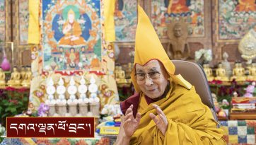 རྟོགས་བརྗོད་མདུན་ལེགས་མ་དང་། ལམ་གཙོ་རྣམ་གསུམ། ལམ་རིམ་ཉམས་མགུར་བཅས་ཀྱི་བཀའ་ཆོས། 