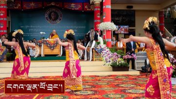 ལྷོ་ཤར་ཨེ་ཤི་ཡ་དང་། ལྷོ་ཀོ་རི་ཡའི་དད་ལྡན་ཁག་གཅིག་ནས་བརྟན་བཞུགས་མཛད་སྒོ།