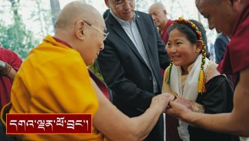 དྷ་ས་མདོ་སྟོད་ཆོལ་ཁའི་བརྟན་བཞུགས་གོ་སྒྲིག་ཚོགས་ཆུང་གི་ཚོགས་མི་སོགས་ལ་མཇལ་ཁ།